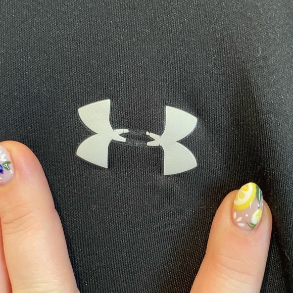 Men’s Under Armour long sleeved shirt - Picture 2 of 6